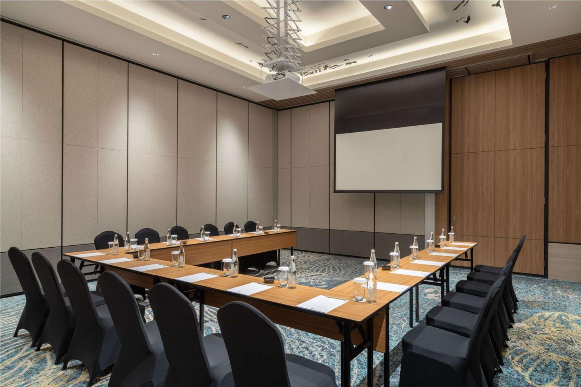 Doubletree By Hilton Jakarta Bintaro Jaya 설퐁 외부 사진