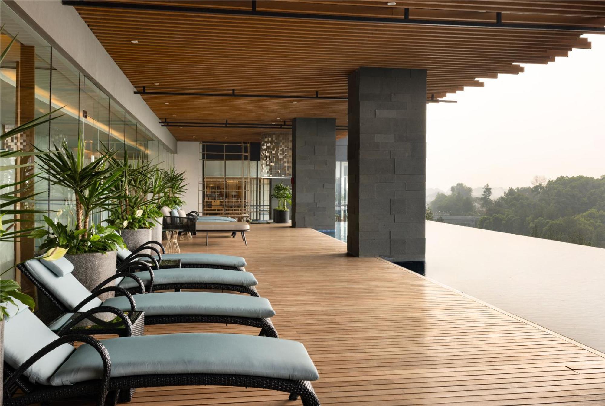 Doubletree By Hilton Jakarta Bintaro Jaya 설퐁 외부 사진