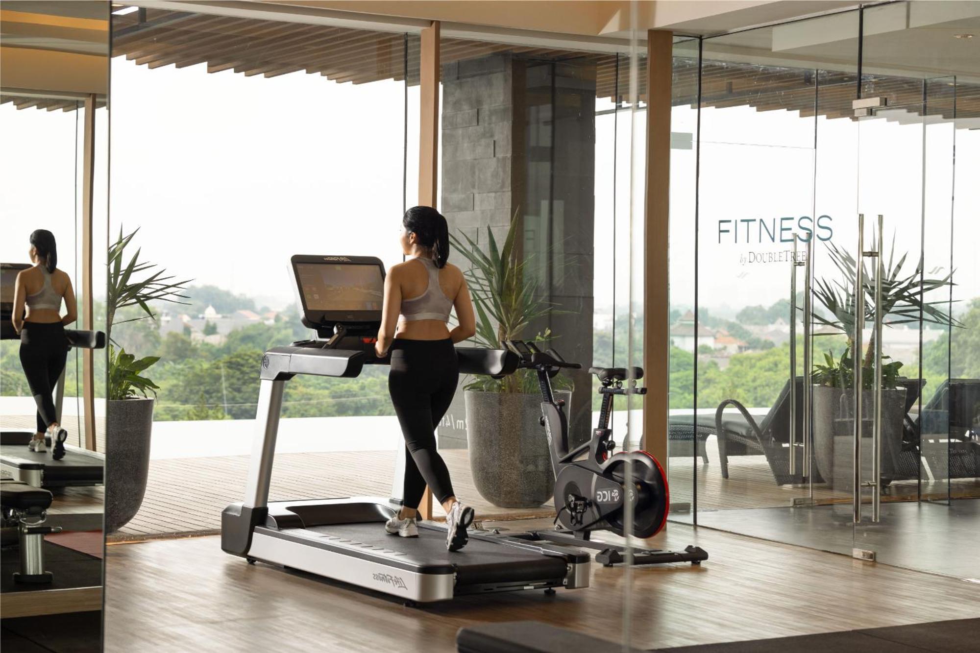 Doubletree By Hilton Jakarta Bintaro Jaya 설퐁 외부 사진